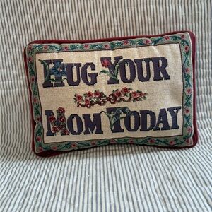 Decorative needlepoint Pillow - Multicolor